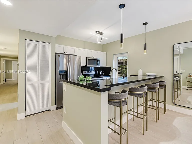 1018 Meridian Ave #2 — Photo 9