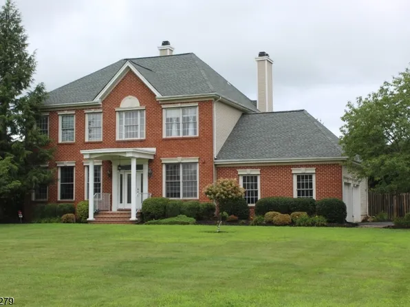 13 Garretson Dr, Franklin Twp., NJ 08823