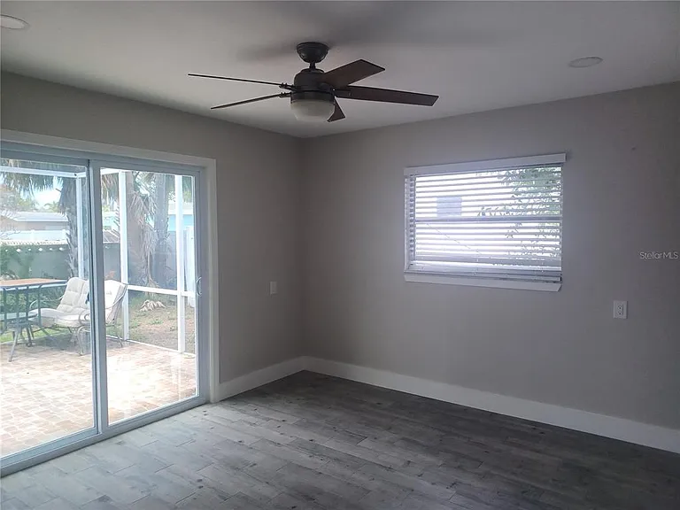 120 Causeway Blvd — Photo 7