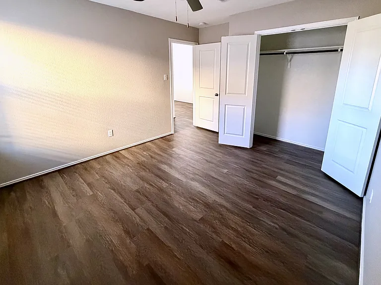 601 Sassafras St — Photo 10