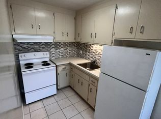 265 Lee St #204, Oakland, CA 94610