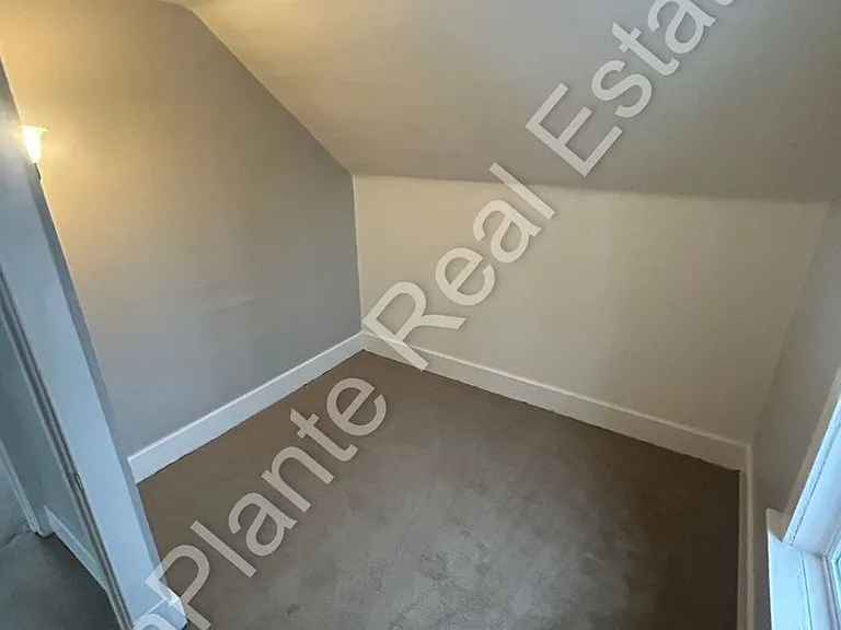 1804 Bigelow St — Photo 9