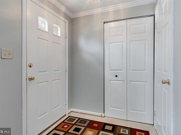 2nd image of 3668 Woodhaven Ct