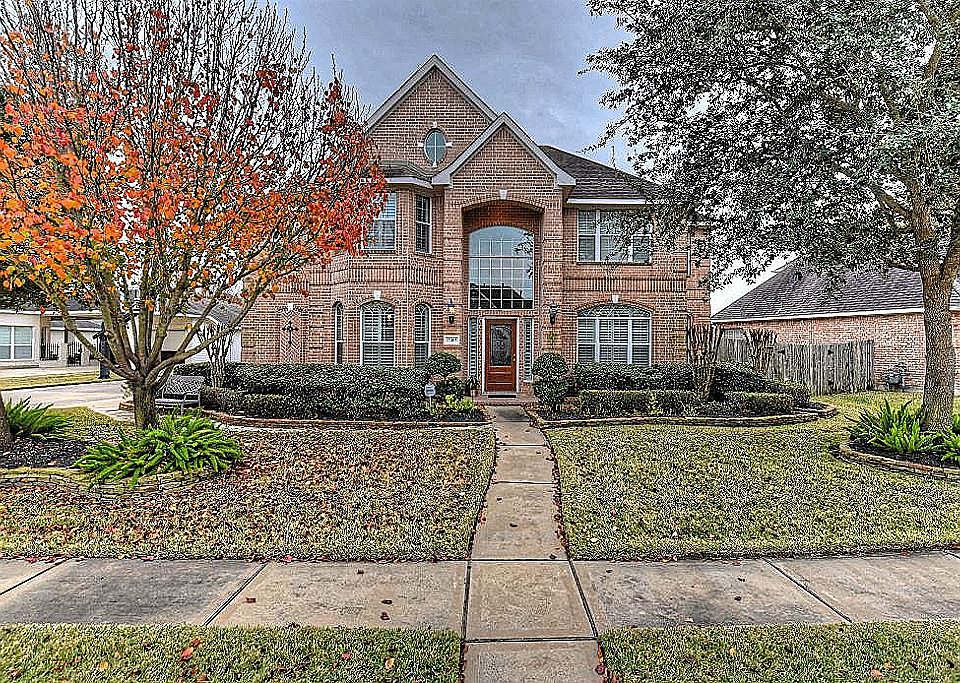 1st image of 17403 Pinecreek Hollow Ln