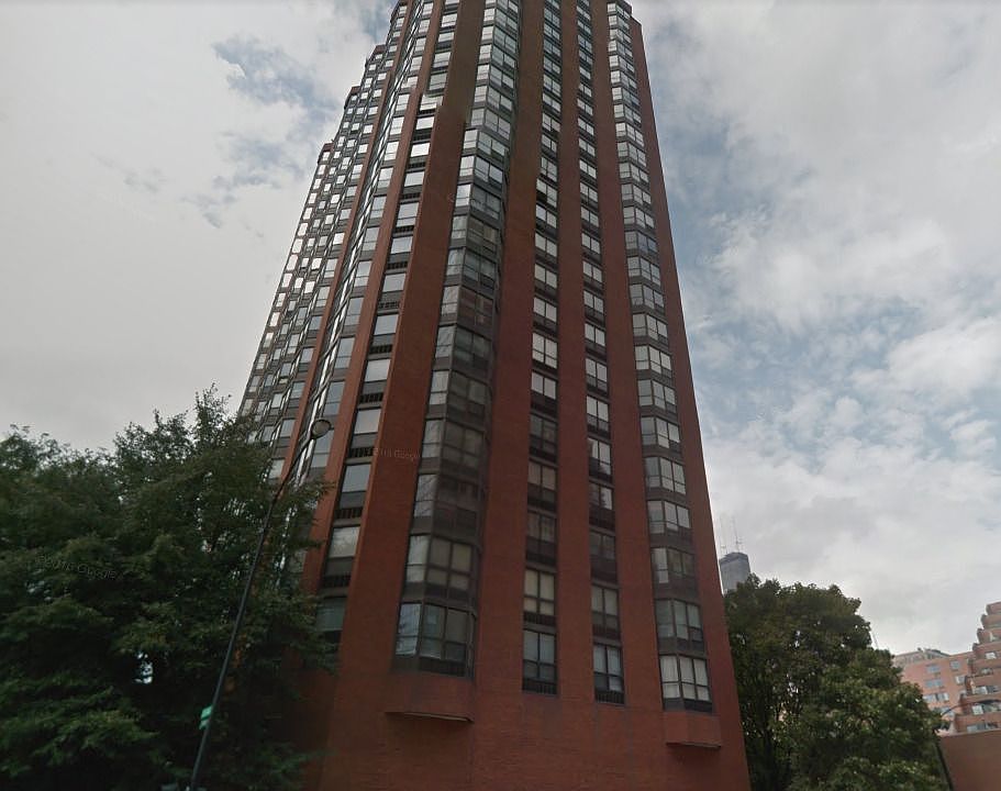 1st image of 899 S Plymouth Ct APT 1902