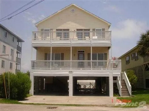 210 30th Ave N, North Myrtle Beach, SC 29582