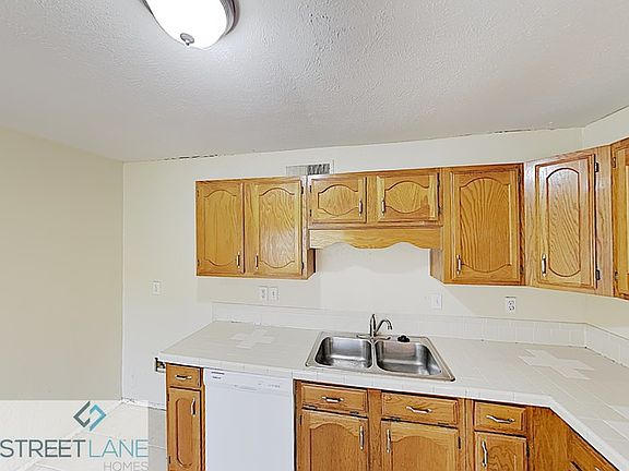 3rd image of 1805 Panola Dr