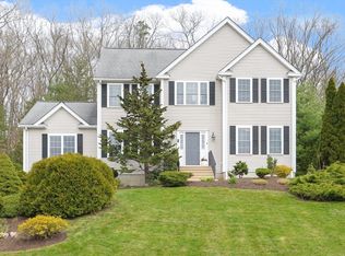 5 Austin Way, Natick, MA 01760