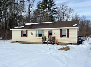 100 Devery Ln, Hydeville, VT 05735