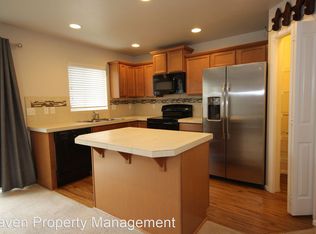 19512 SE 270th Pl, Kent, WA 98042