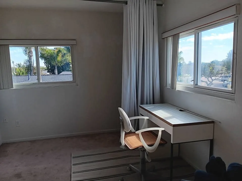 5 bed, 4000 sqft, $1,200 — Photo 3