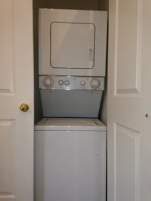 Rented by Rolling Stone Realty LLC | media 28