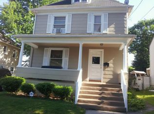 335 Linnmoore St, Hartford, CT 06106