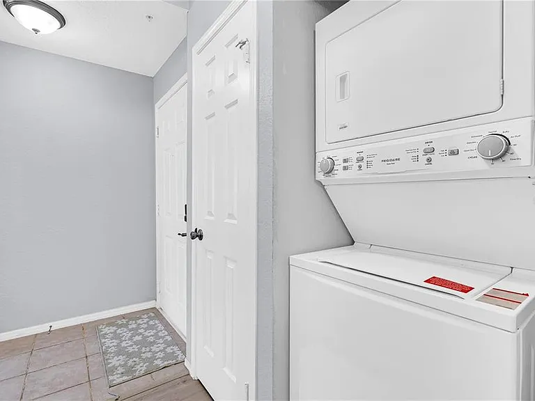 2632 Robert Trent Jones Dr #136 — Photo 16