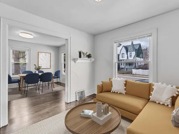 2932 North Holton STREET, Milwaukee, WI 53212