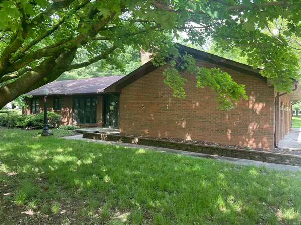 6691 E Palmers Dr, Monticello, IN 47960
