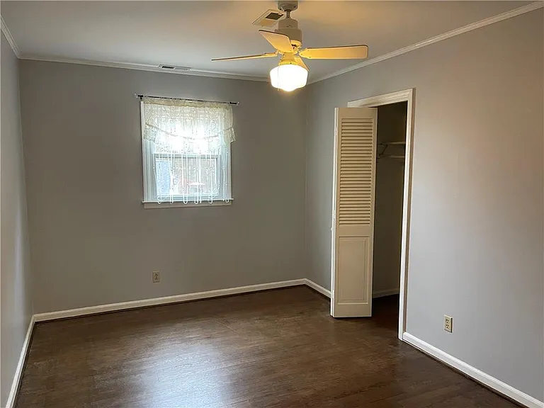 119 Woodlawn Dr NE — Photo 22