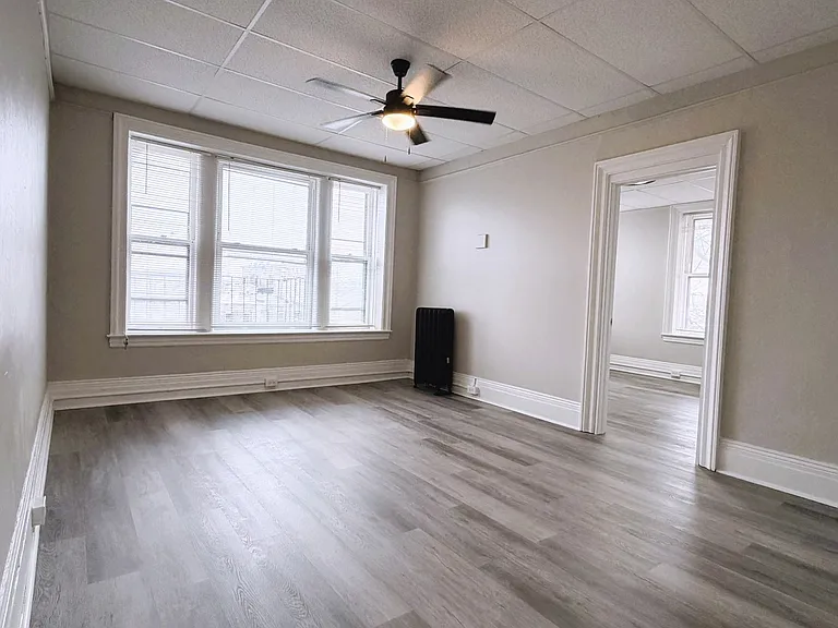Willett Apartments — Photo 10