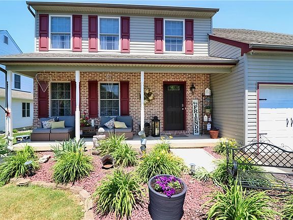 3rd image of 1796 Chateau Pl