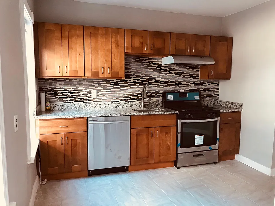 12 Fairmont Pl