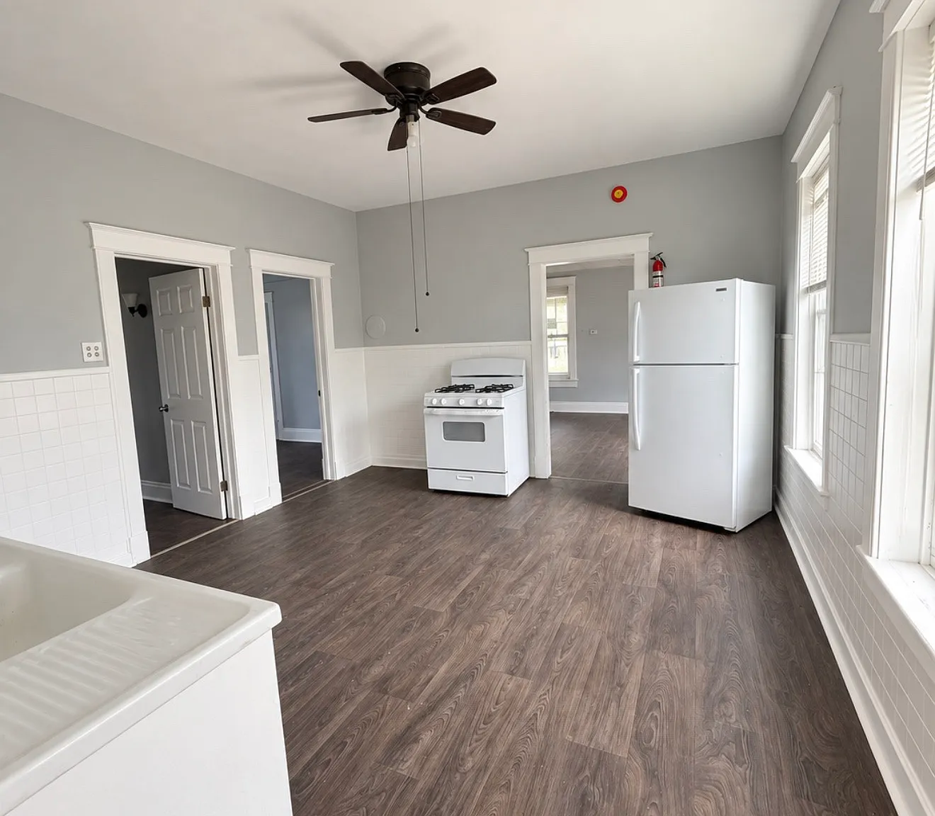 3 bed, $1,250 — Photo 1