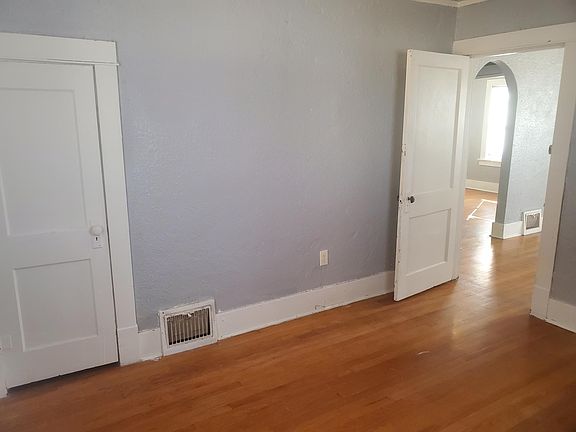 5th image of 260 N Park Ave