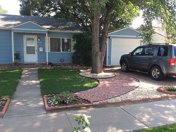 Separate full size garage