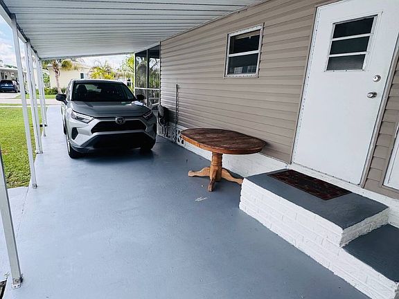 4th image of 14 Citrus Ln