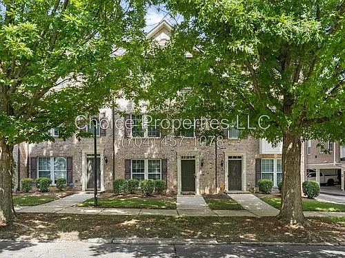 223 N Irwin Ave Photo 1