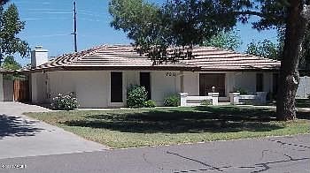 2nd image of 720 E Barbarita Ave