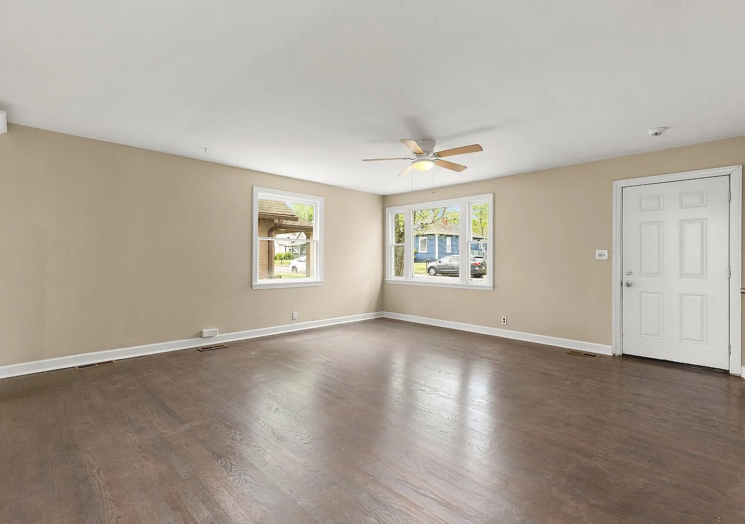 Coming in September. Great remodel in Cleveland Park off Ellington Parkway! — Photo 3
