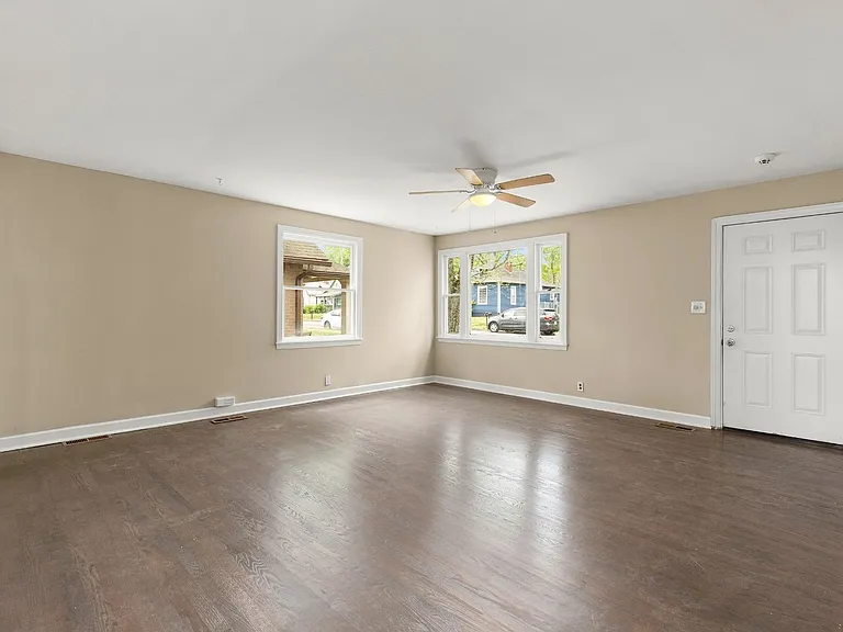 1025 N 6th St — Photo 3