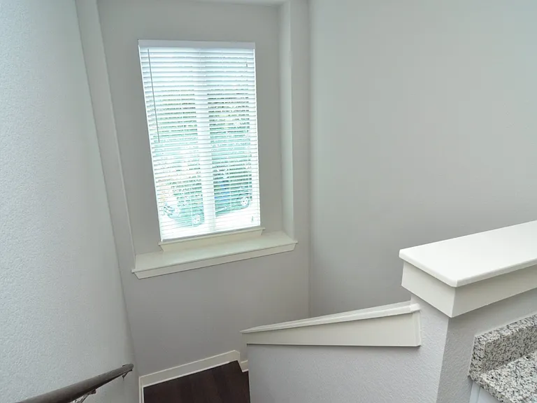 1916 Cleese Dr — Photo 12