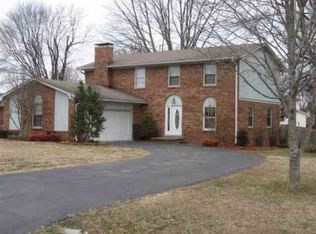 1907 Elmhurst Way, Bowling Green, KY 42104