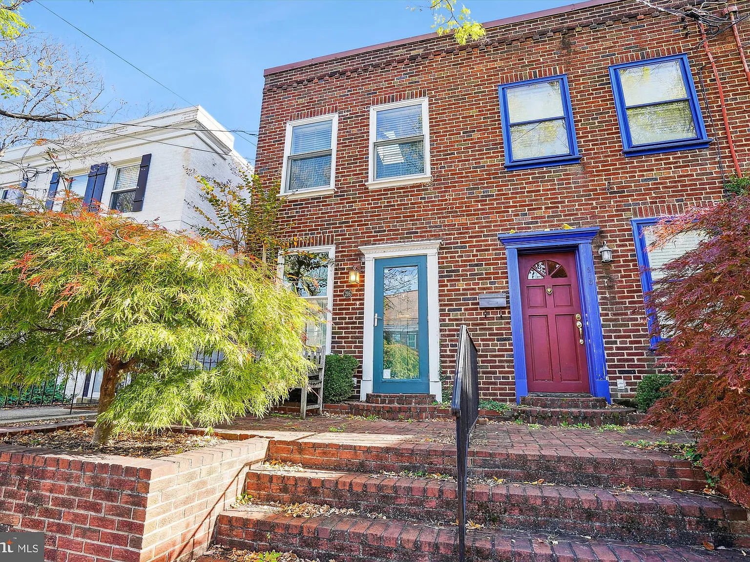 2 bed, 1.5 bath, 1200 sqft, $3,725 — Photo 2