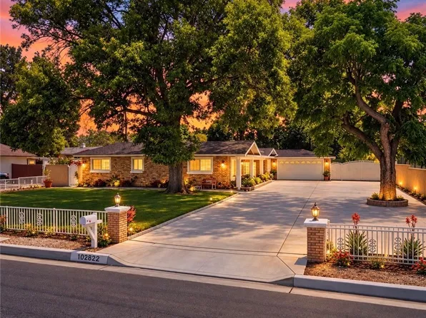 10292 Center Dr, Villa Park, CA 92861