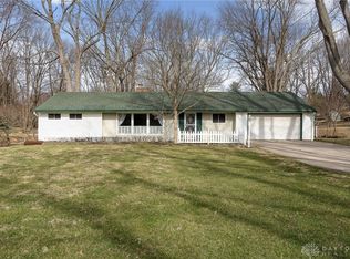 4090 Ridgecliff Dr, Dayton, OH 45440