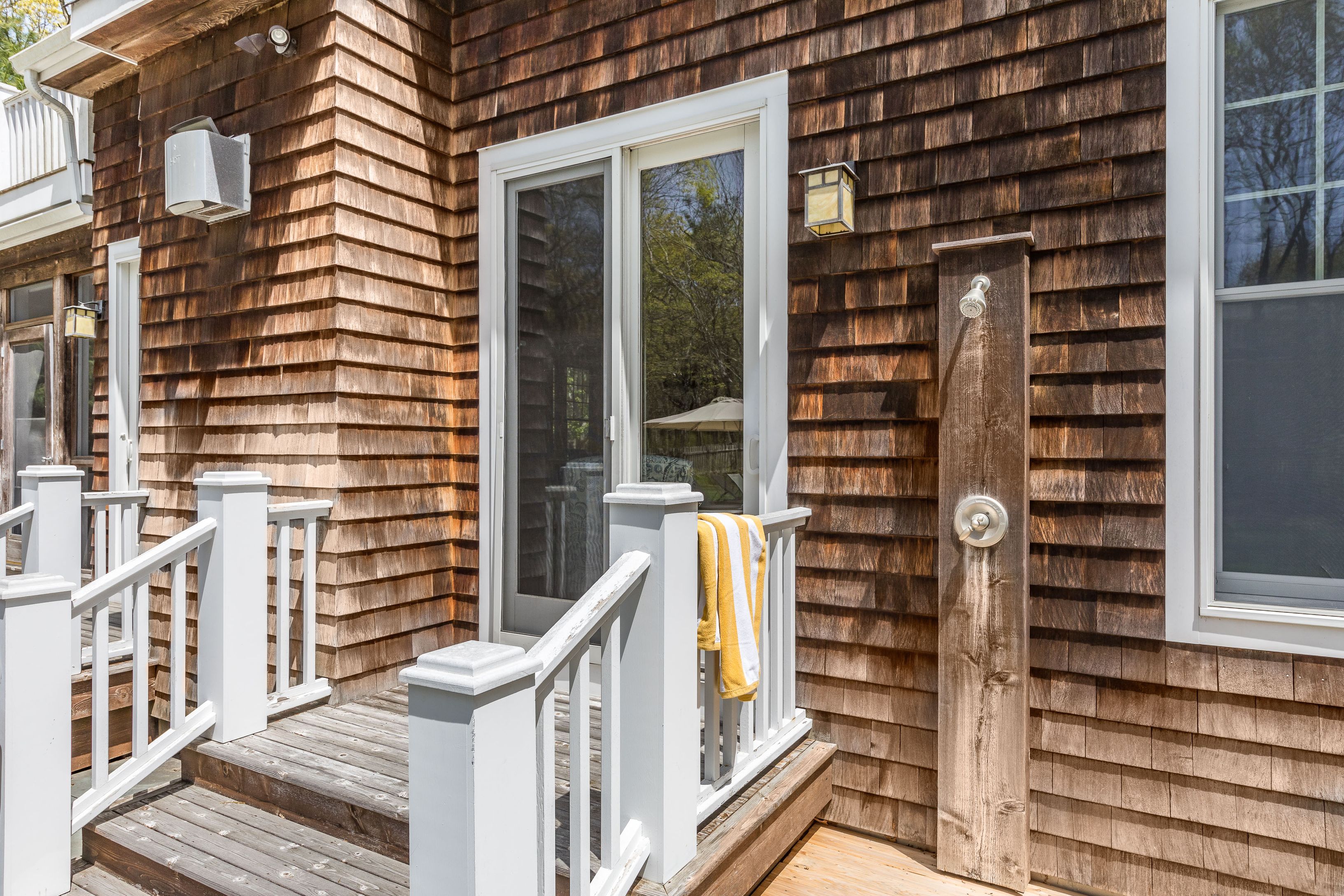 129 Mulford Ave, East Hampton, NY 11937 Out East