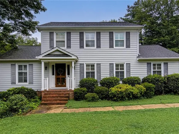 3613 Buffington Pl, Greensboro, NC 27410