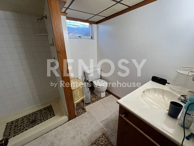 7404 Queen Ave S — Photo 11