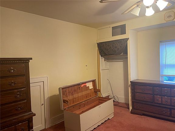 3rd image of 1010 1st St