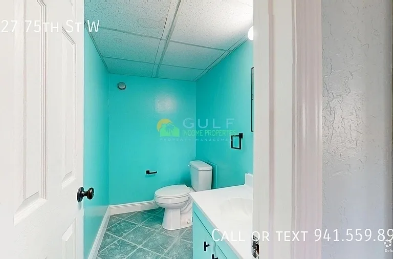 2727 75th St W — Photo 12