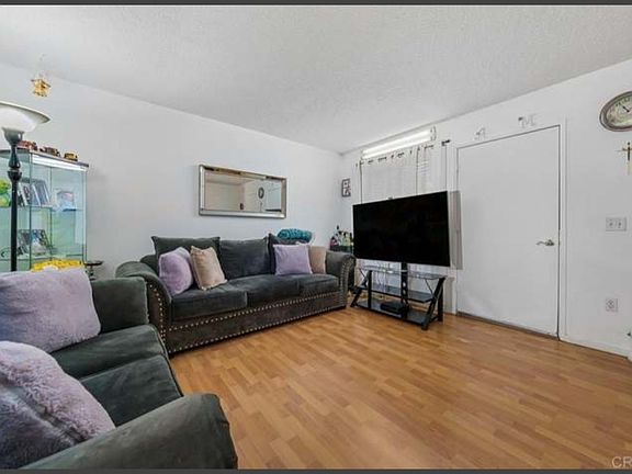 3rd image of 443 S Lincoln Ave