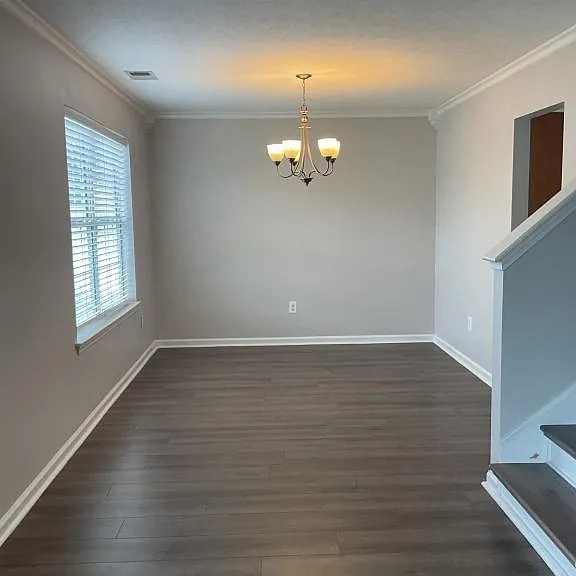 347 Thistle Ln — Photo 12
