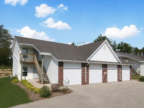 5800 Beechwood Dr #5866, Loves Park, IL 61111