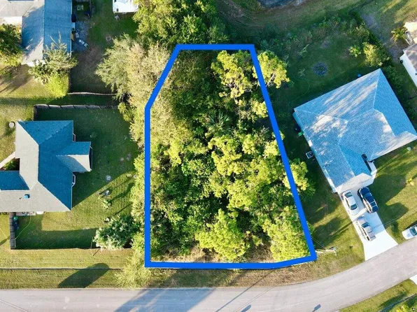 2481 SW Angus Avenue, Port St Lucie, FL 34953