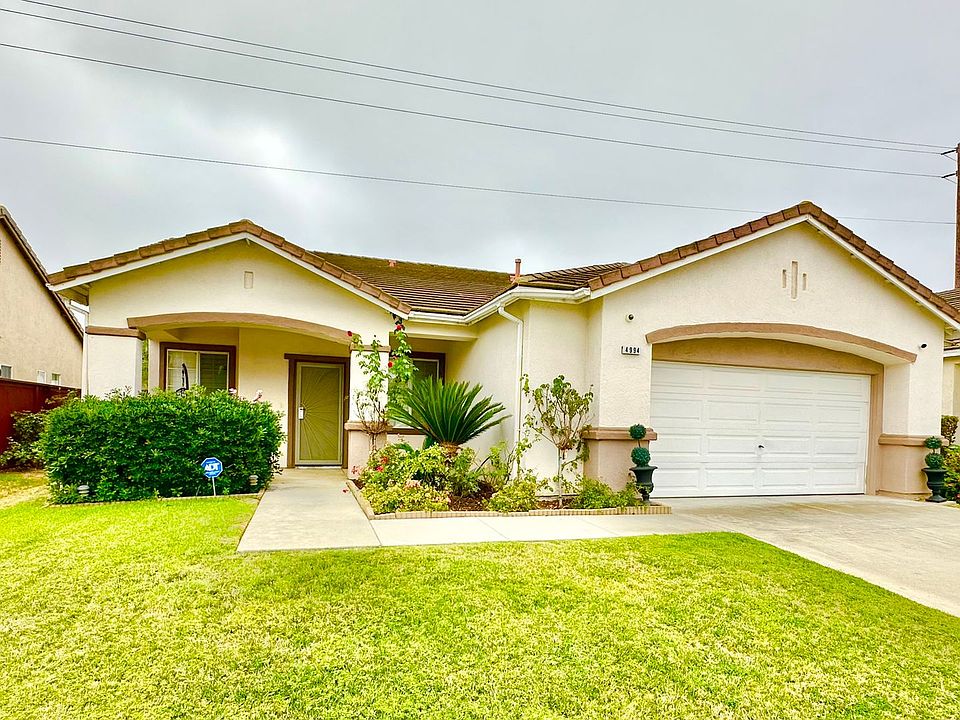 1st image of 4994 El Mirlo Dr