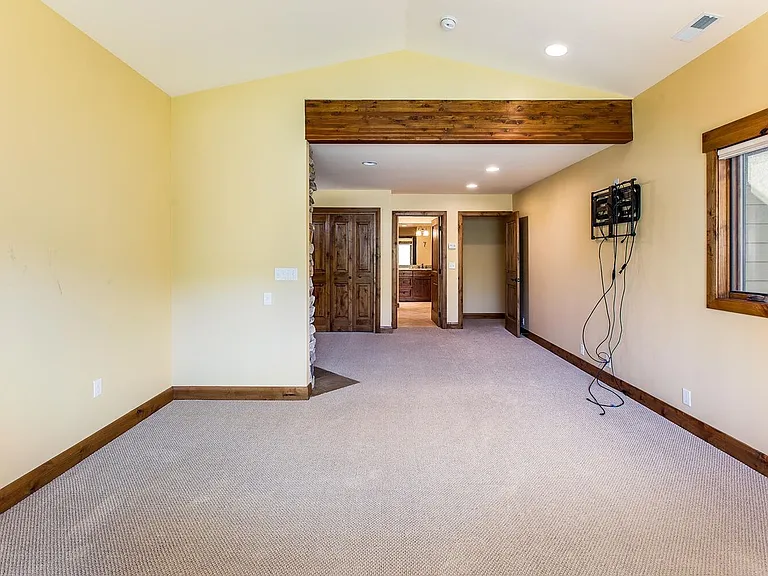 2689 Holiday Ranch Loop Rd — Photo 13