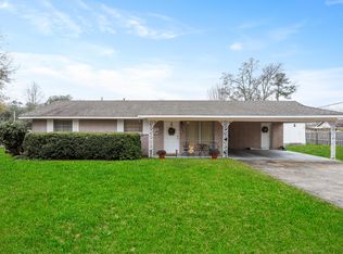 806 Ogilsvie Dr, Petal, MS 39465
