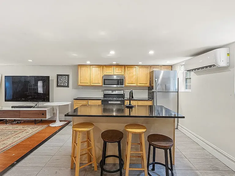 459 Lexington Ave #1A — Photo 3